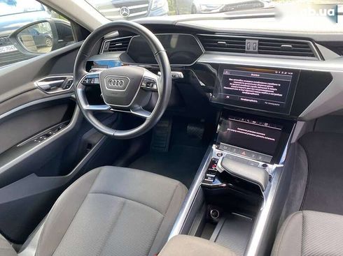 Audi E-Tron 2022 - фото 10