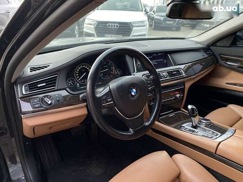 BMW 7 серия 2013 - фото 12