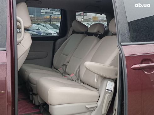 Kia Sedona 2016 красный - фото 32