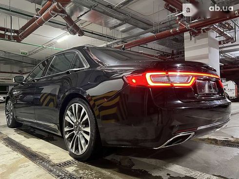 Lincoln Continental 2018 - фото 9