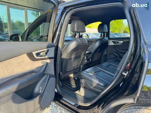 Audi Q7 2016 - фото 14