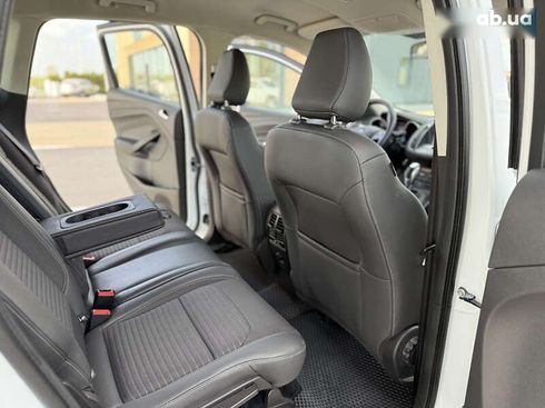 Ford Kuga 2019 - фото 25
