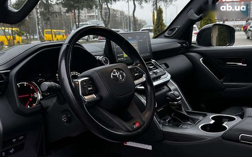 Toyota Land Cruiser 2022 - фото 11