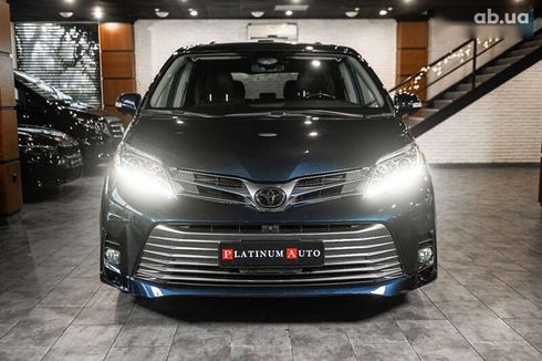 Toyota Sienna 2018 - фото 13