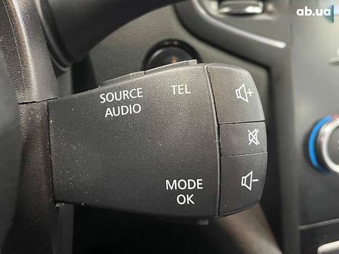 Renault Megane 2016 - фото 25