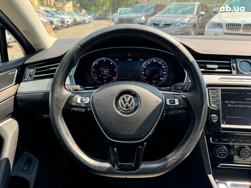 Volkswagen Passat 2015 серый - фото 33