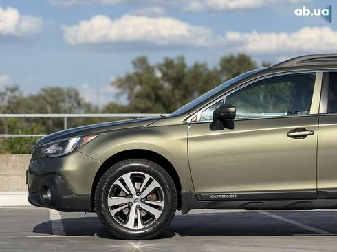 Subaru Outback 2017 - фото 14