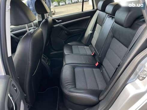 Skoda Octavia 2011 - фото 28