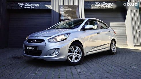 Hyundai Accent 2011 - фото 12