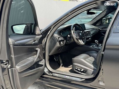 BMW M5 2019 - фото 10