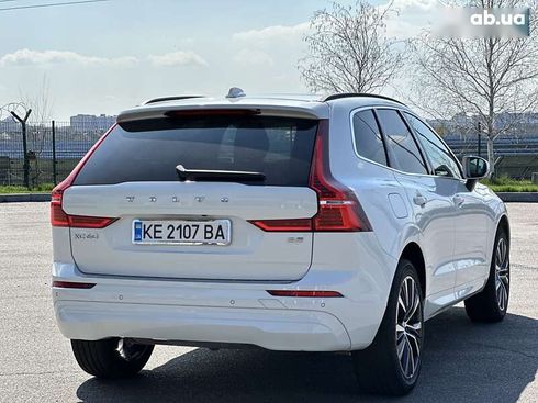 Volvo XC60 2022 - фото 25