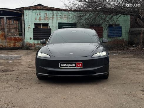 Tesla Model 3 2024 серый - фото 4