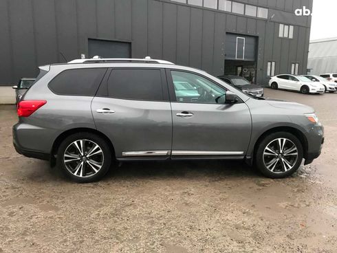 Nissan Pathfinder 2017 серый - фото 32