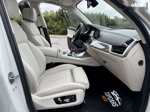BMW X5 2021 - фото 30
