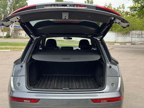 Audi Q5 2020 серый - фото 17