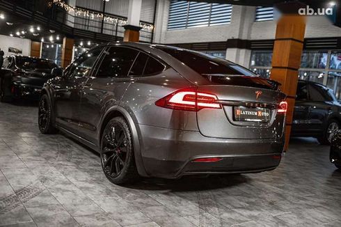 Tesla Model X 2019 - фото 20