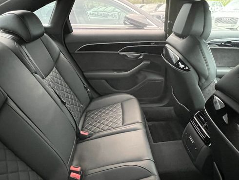 Audi A8 2021 - фото 11