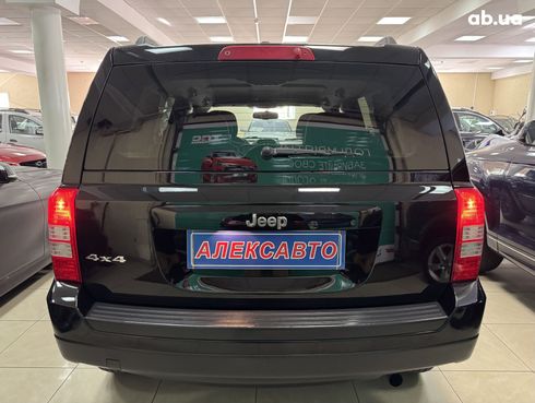 Jeep Patriot 2016 черный - фото 8