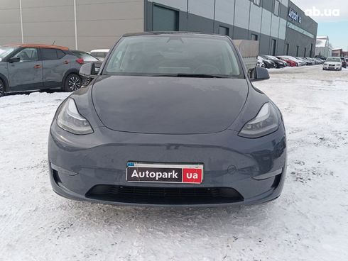 Tesla Model Y 2022 серый - фото 2