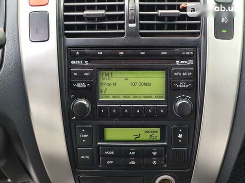 Hyundai Tucson 2011 - фото 17