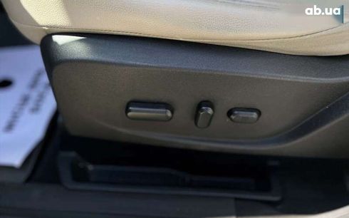 Ford Escape 2017 - фото 12
