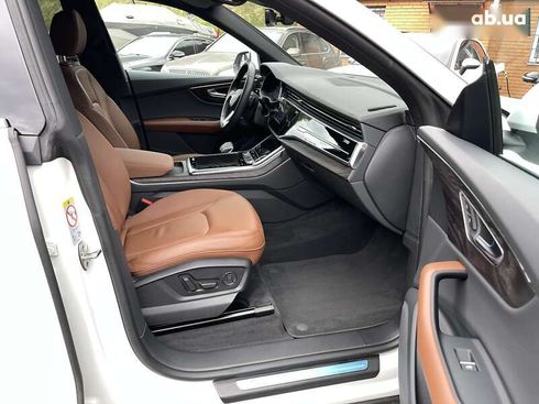 Audi Q8 2021 - фото 15