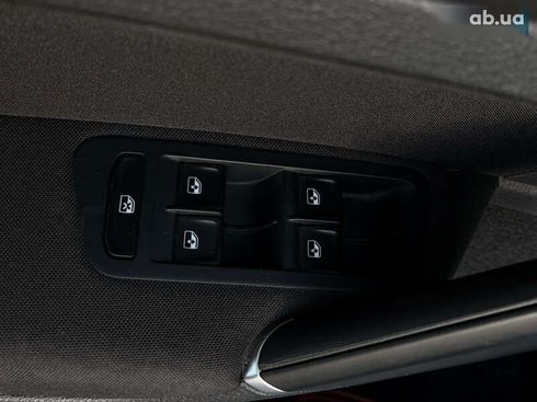 Volkswagen e-Golf 2018 - фото 19
