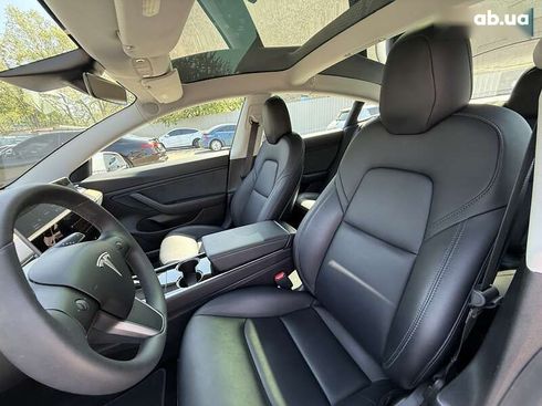 Tesla Model 3 2019 - фото 14