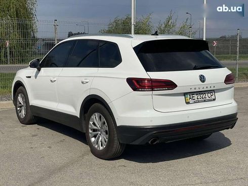 Volkswagen Touareg 2020 - фото 10