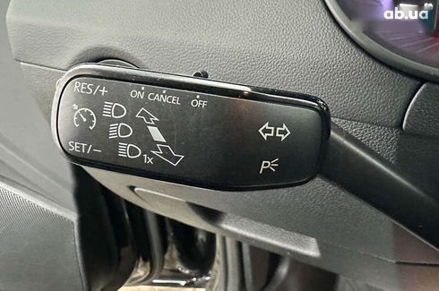 Skoda Octavia 2019 - фото 17