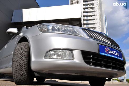 Skoda Octavia 2011 - фото 20