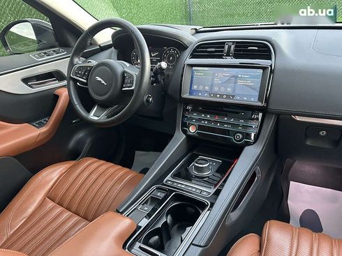 Jaguar F-Pace 2018 - фото 15