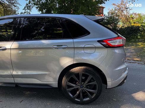 Ford Edge 2018 серый - фото 13