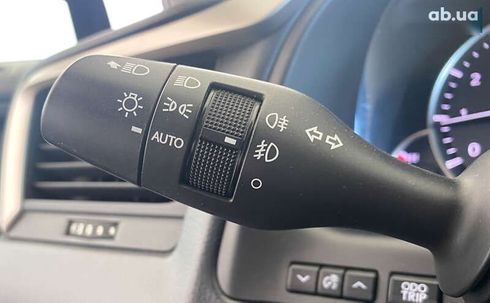 Lexus RX 2018 - фото 12