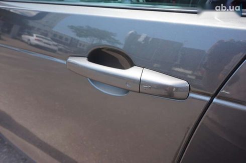 Land Rover Discovery 2017 - фото 16