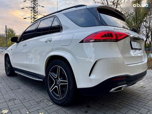 Mercedes-Benz GLE-Class 2021 - фото 16