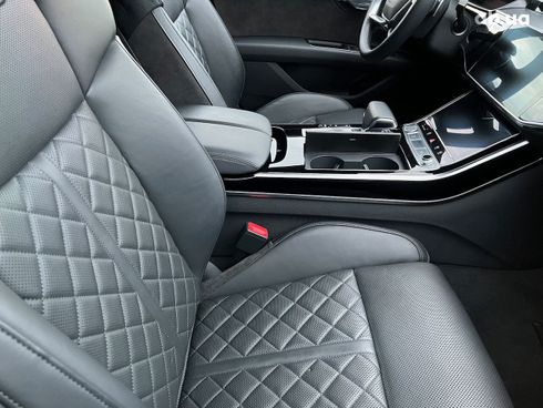 Audi A8 2021 - фото 8