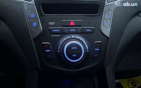 Hyundai Santa Fe 2013 - фото 18