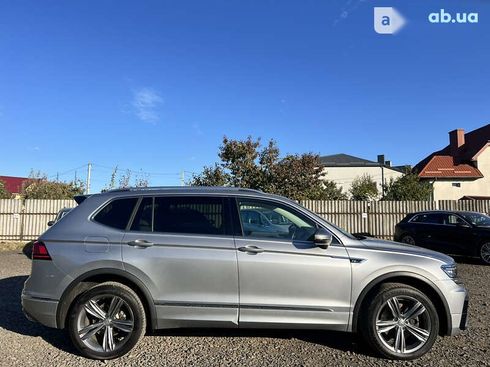 Volkswagen Tiguan 2021 - фото 8