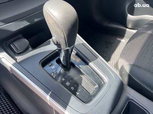 Nissan Sentra 2018 серый - фото 31