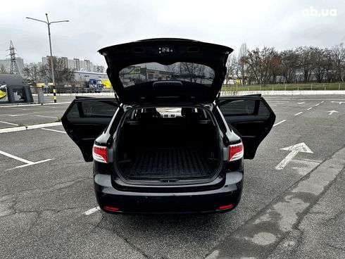 Toyota Avensis 2010 черный - фото 11