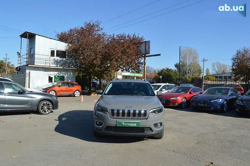 Jeep Cherokee 2019 - фото 9