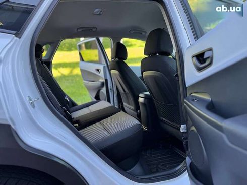 Hyundai Kona 2020 - фото 22