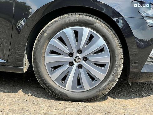 Skoda Superb 2021 - фото 25