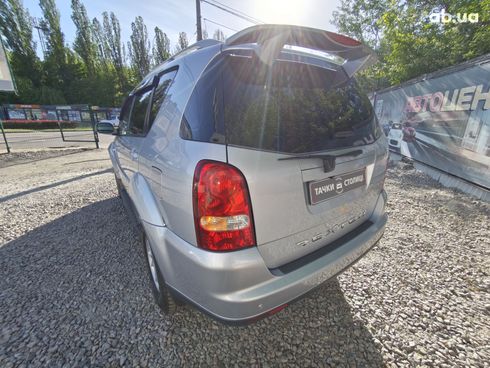 SsangYong Rexton 2010 серебристый - фото 8
