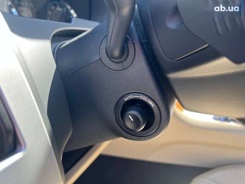 Jaguar XF 2012 - фото 10