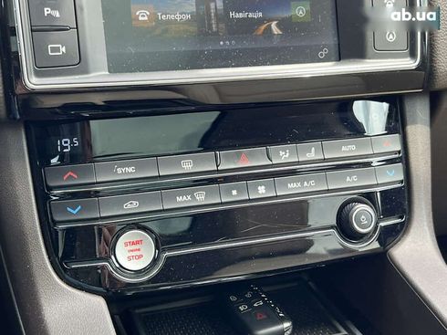 Jaguar F-Pace 2017 - фото 14