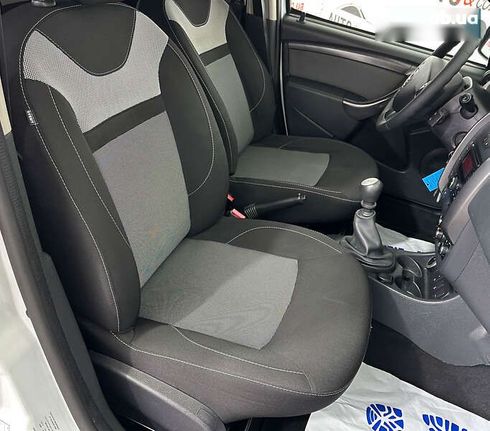 Dacia Duster 2016 - фото 11
