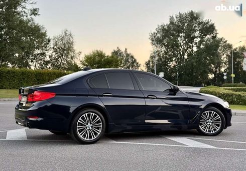 BMW 5 серия 2017 - фото 19
