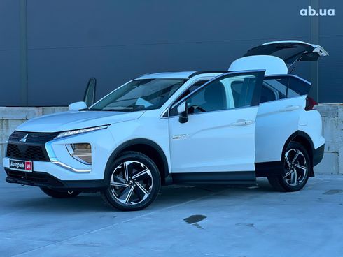 Mitsubishi Eclipse Cross 2021 белый - фото 31